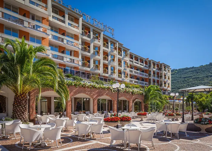 Hotel Savoy Palace - Tonelli Hotels Riva del Garda